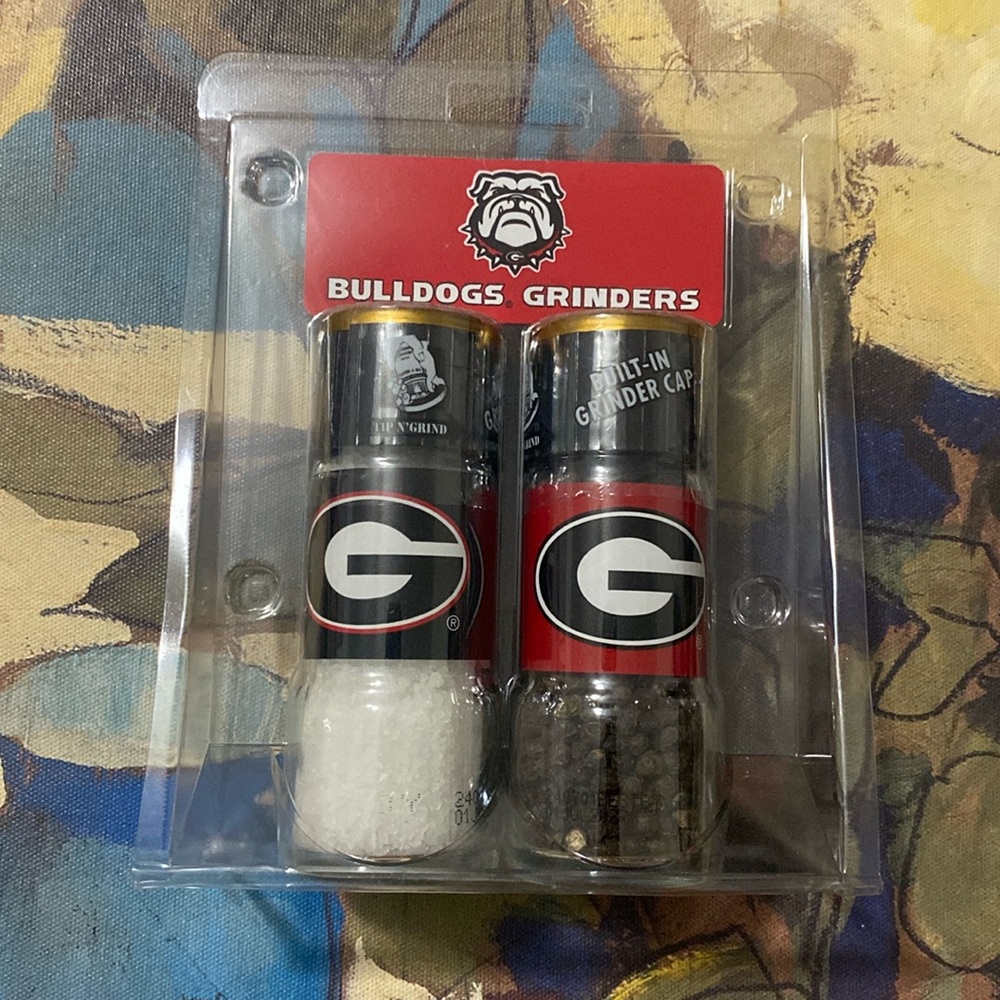 Georgia Bulldogs Salt & Pepper Grinders